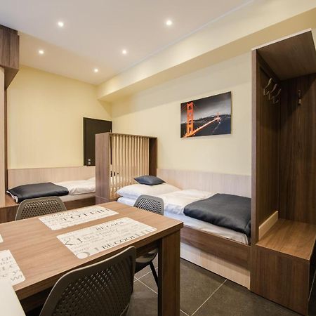 Apartments Danube Bratislava Buitenkant foto